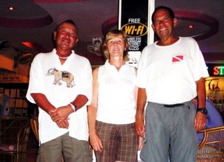 Kasuo Takimoto, Terasa Connolly and Marty Aronson, Friday’s winners at Eastern Star.